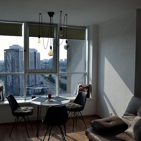 In The Sky Apartment Kiev Dış mekan fotoğraf