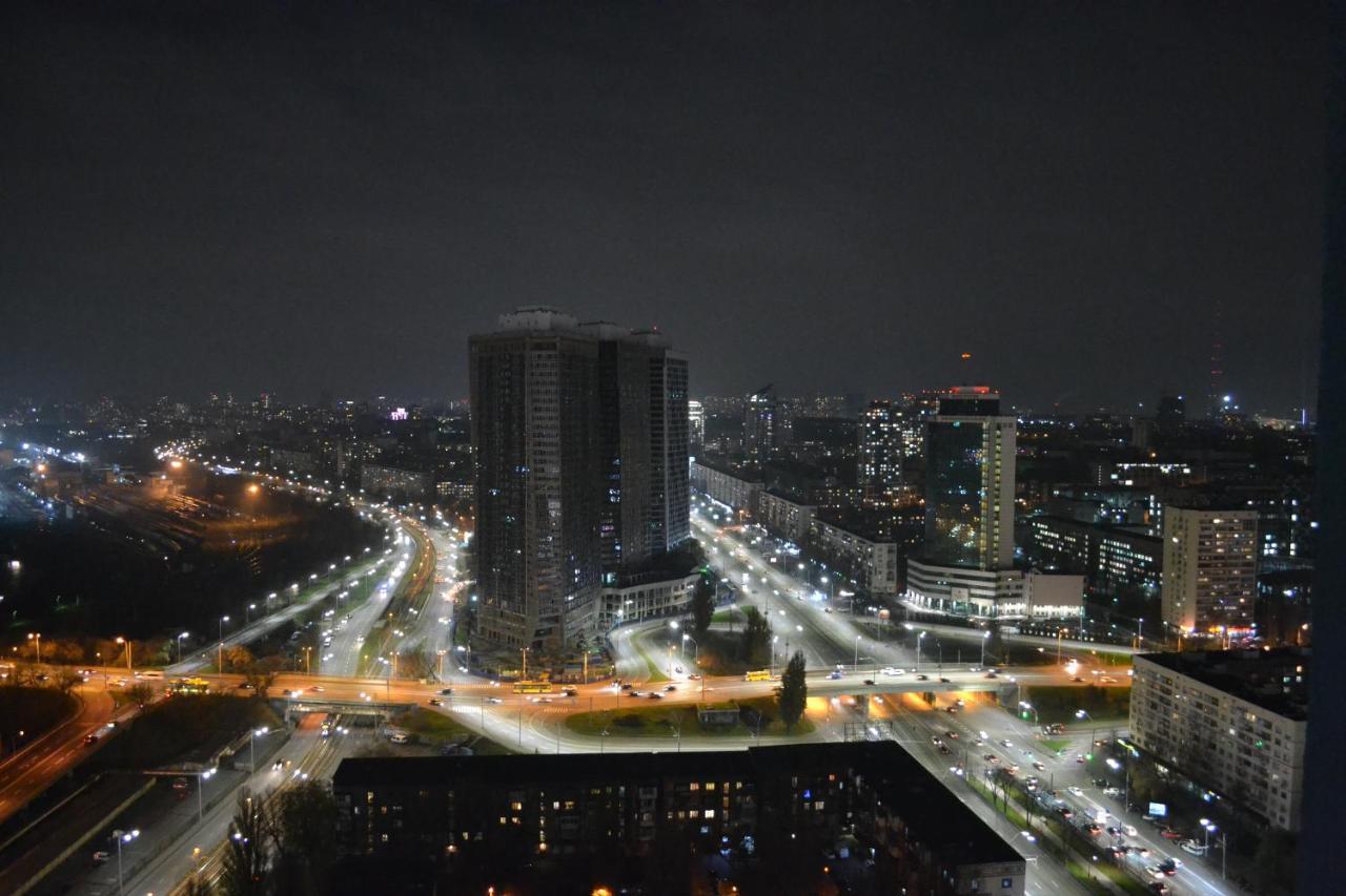 In The Sky Apartment Kiev Dış mekan fotoğraf